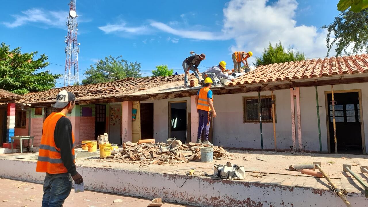 Educación: invierten más de $1.100 millones en reparaciones de edificios escolares