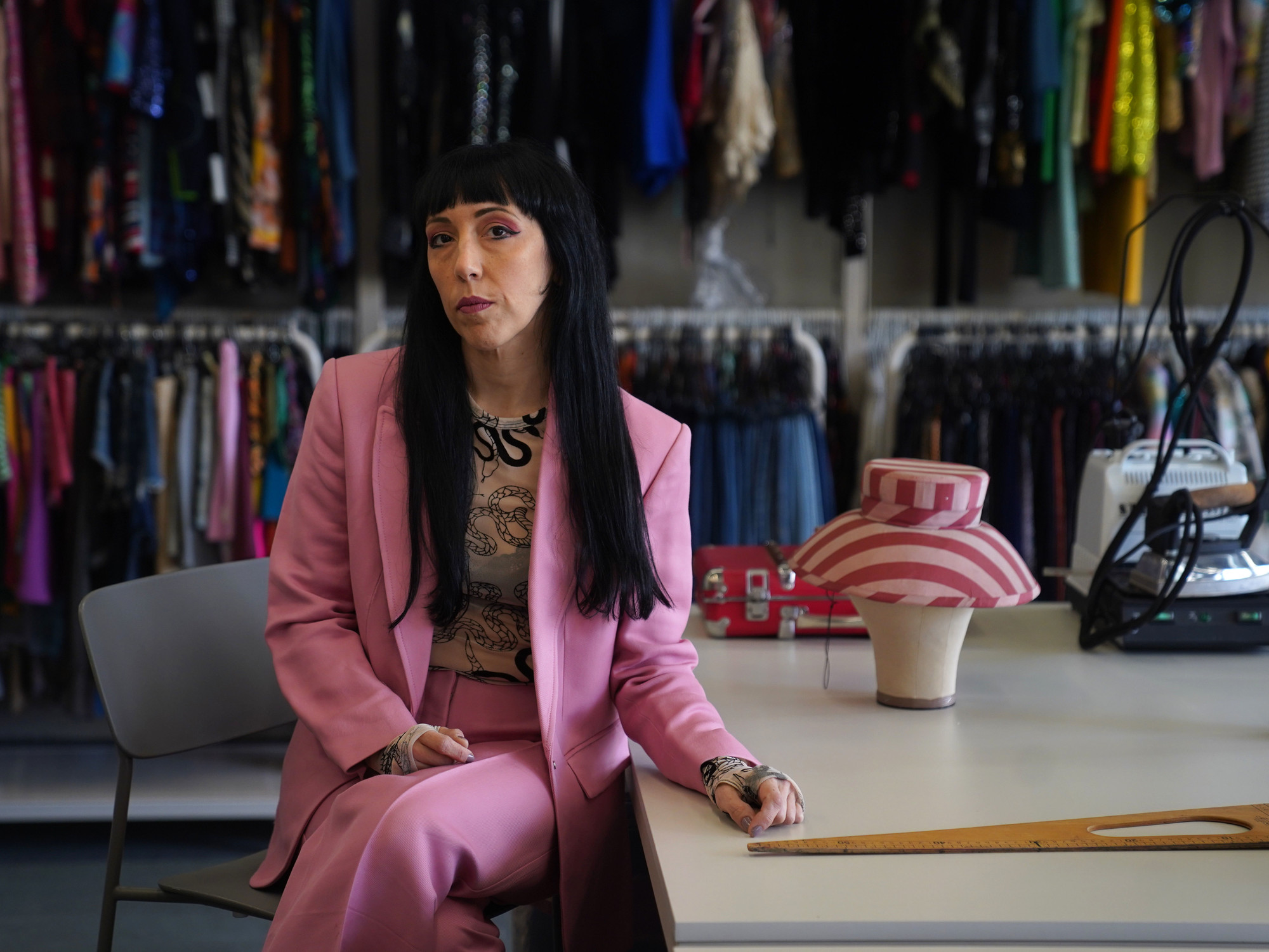 La sombrerera que vistió a Moria Casán en su serie biográfica