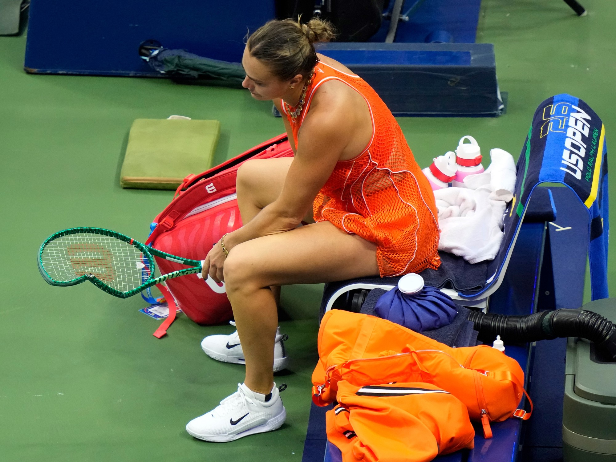 Sabalenka rompió su raqueta tras perder la final del US Open ante Rybakina