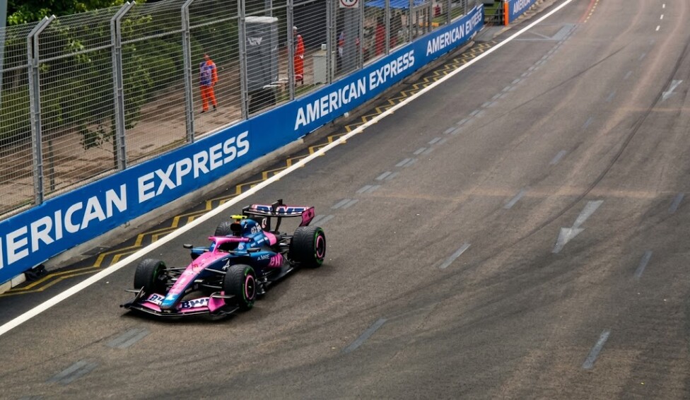 Verstappen ganó la Sprint de Singapur y Colapinto abandonó por falla técnica