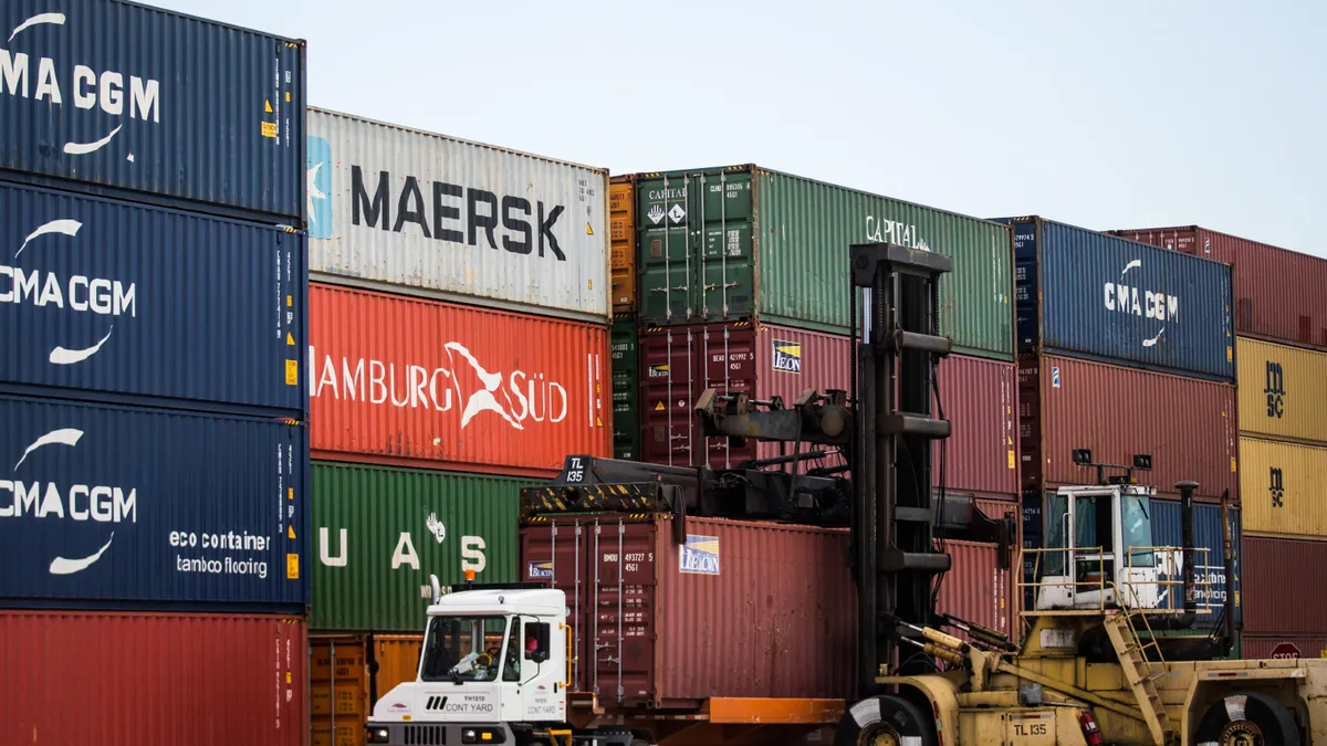 Fin del SEDI: el Gobierno continúa con ajustes en el régimen de importaciones