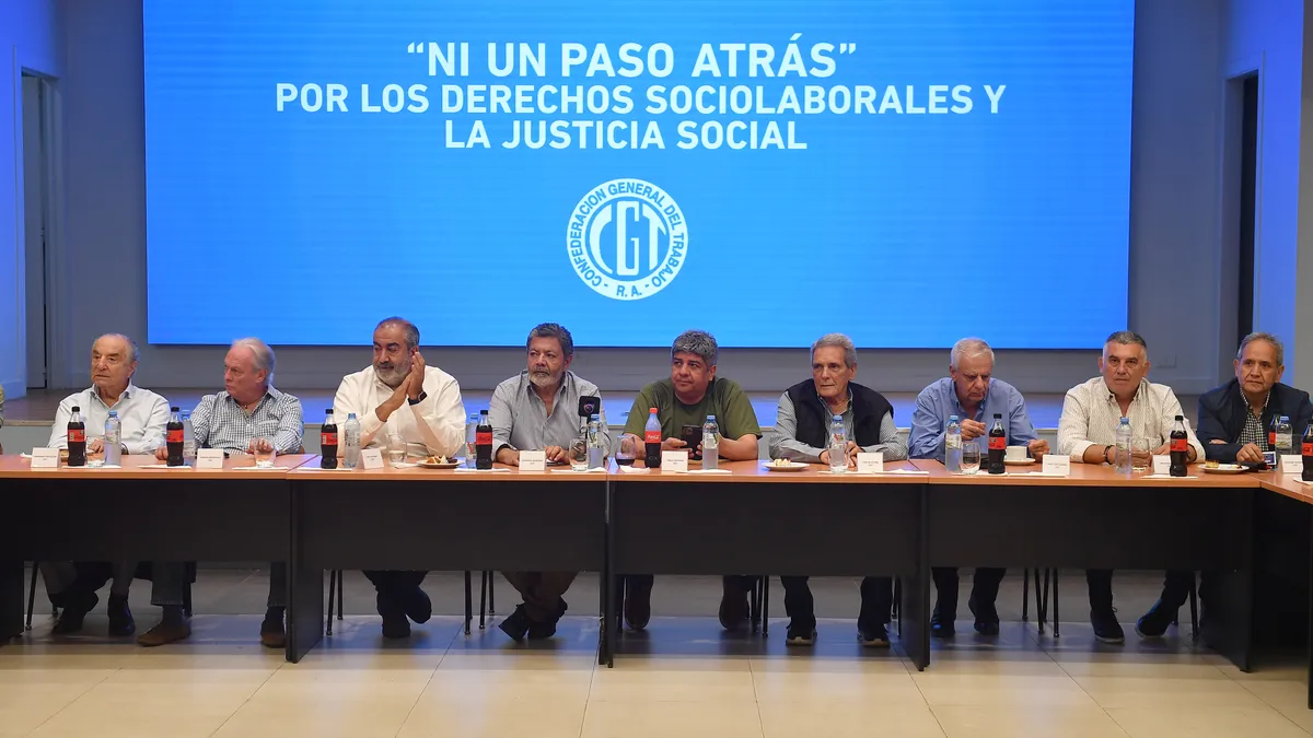 Alerta gremial: temen que el Ejecutivo avance sobre los descuentos que sostienen sus fondos.