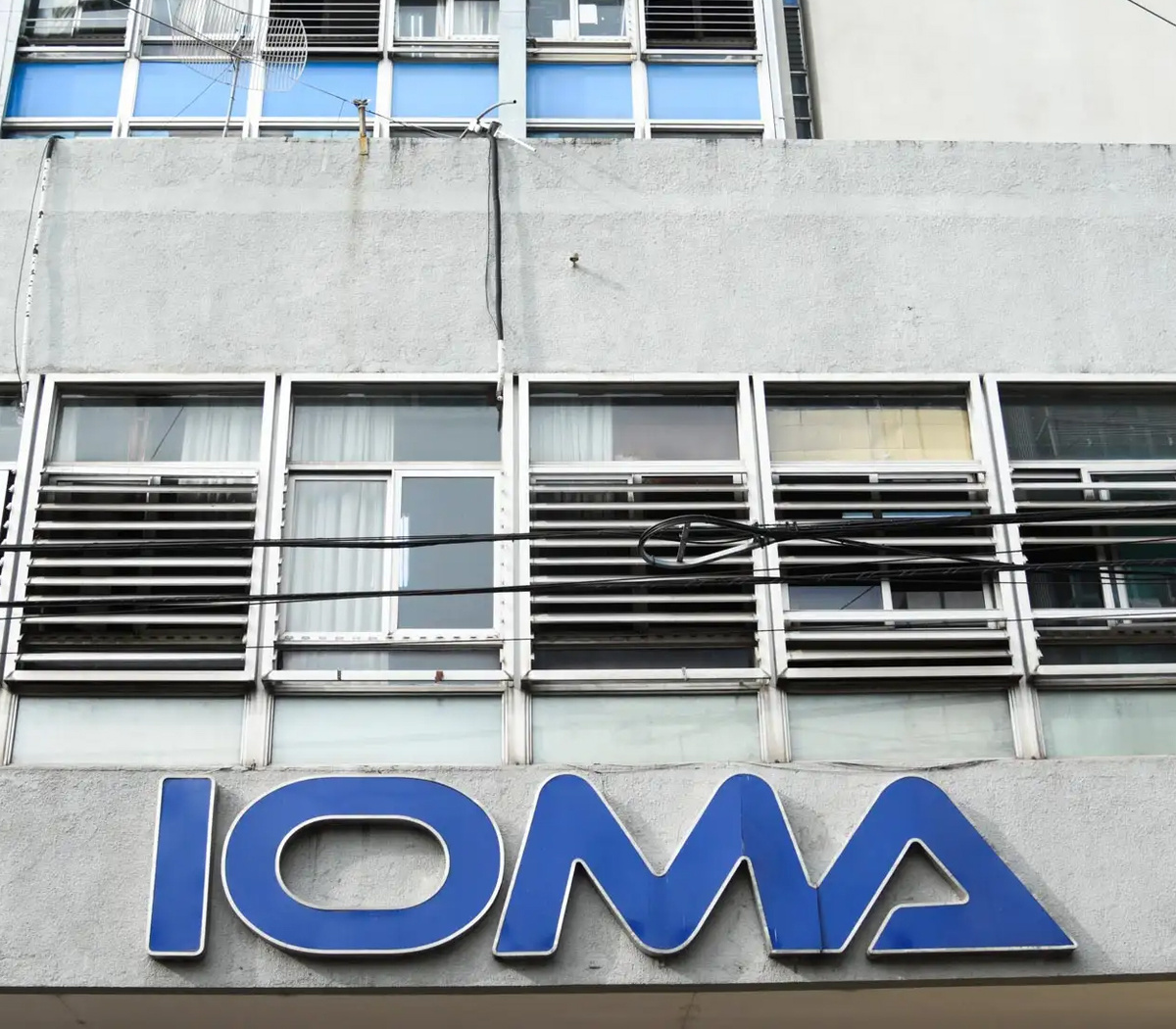 Reclamo opositor: piden interpelar al presidente de IOMA por irregularidades en prestaciones.