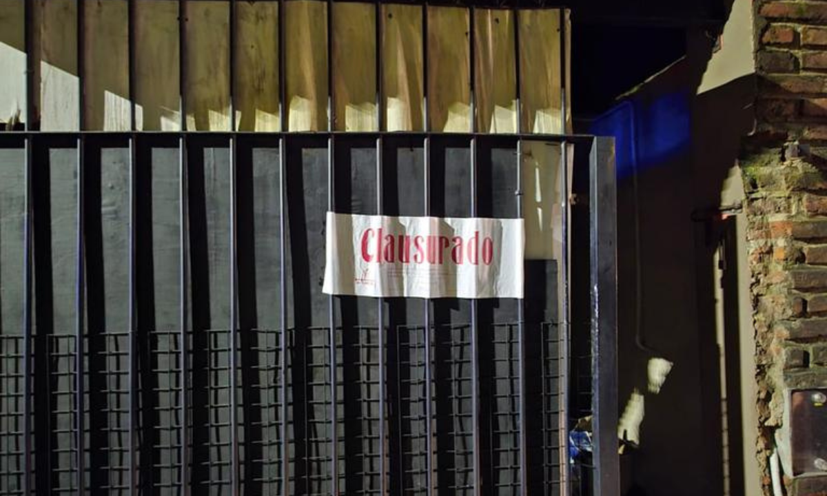 Clausuran en Córdoba una fiesta ilegal con más de 700 personas