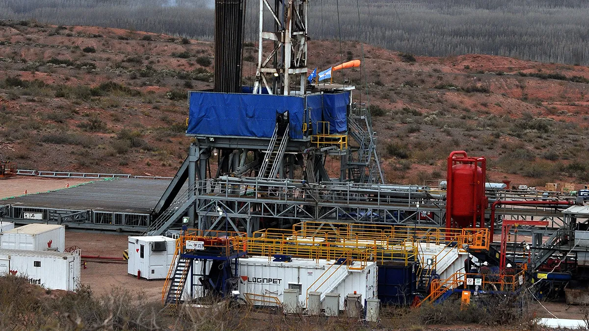 La baja del crudo genera incertidumbre sobre los ingresos y la inversión en Vaca Muerta